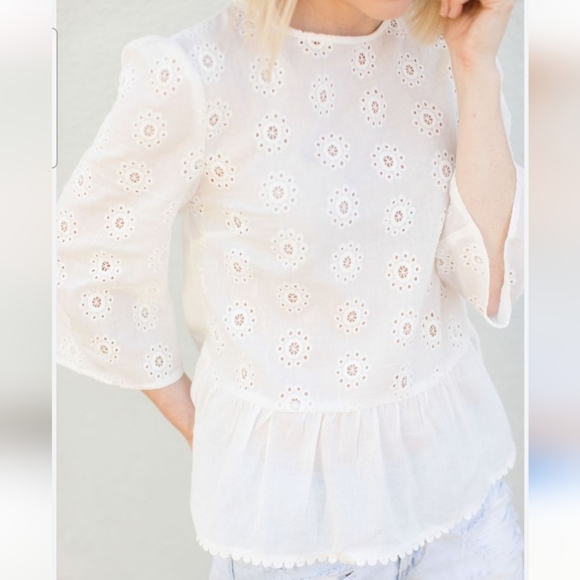 CROWN & IVY Lace Eyelet Ruffled Peplum Blouse In White. Size SP NWT - Picture 2 of 12